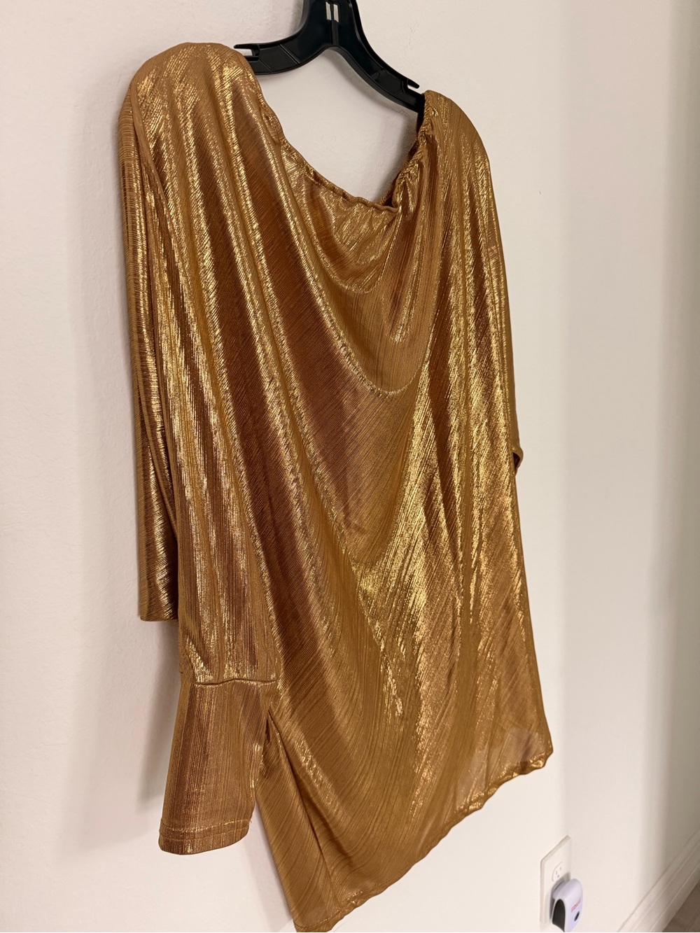 SHEIN Metallic Gold Off-Shoulder Mini Dress - Picture 9 of 9